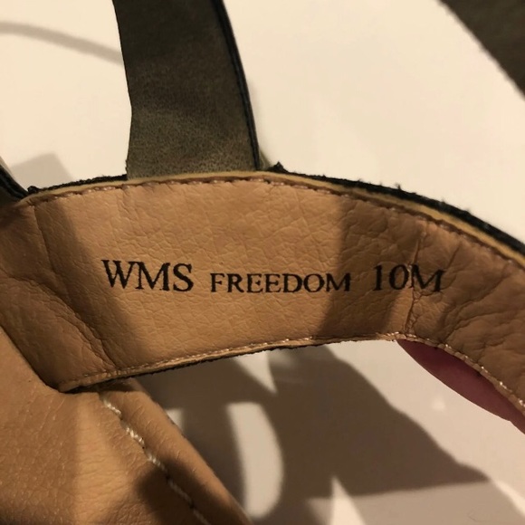 Ladies Report sandals - Picture 2 of 5